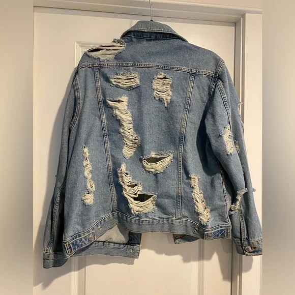 Top Shop Ripped Denim Jacket - Picture 4 of 5
